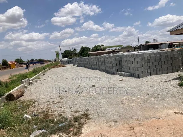 A Block Factory and 3plot of Land for Sale · Photo 1