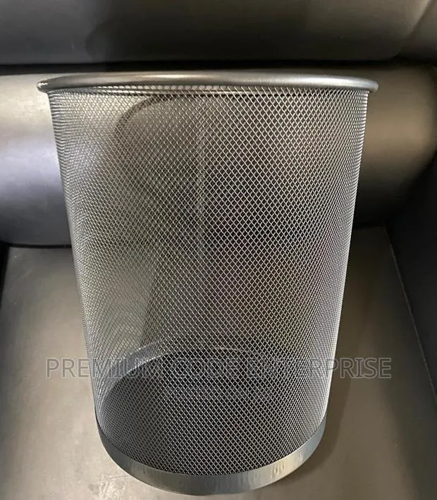 Mesh Dustbin · Photo 1