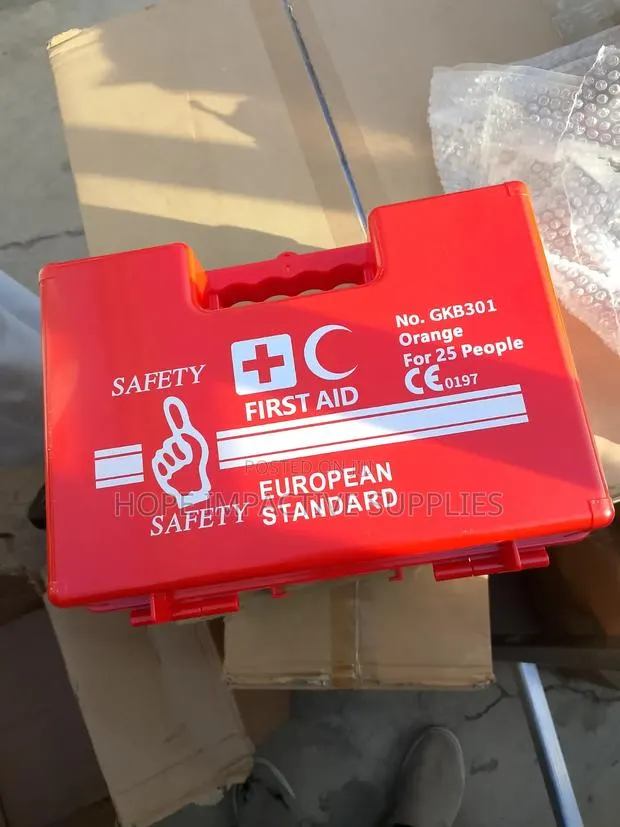 First Aid Kit for 25 People. · Photo 5