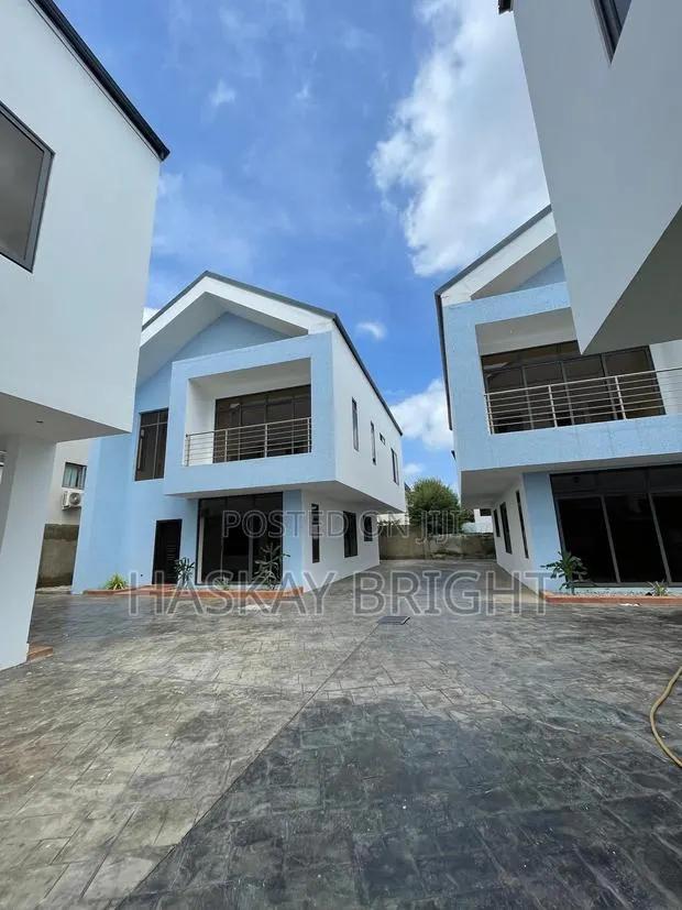 3bdrm Townhouse / Terrace in Abelemkpe for rent · Photo 1