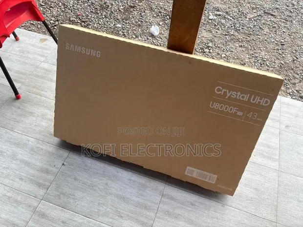 Samsung Crystal Uhd Smart Tv Powerful Performance Elegant Style · Photo 1
