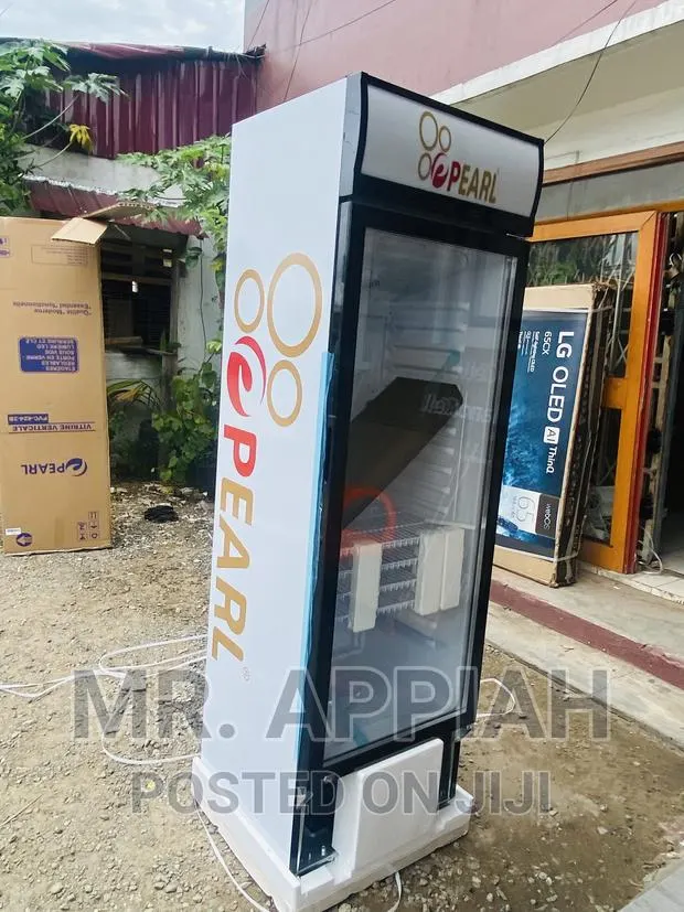 Brand New Pearl PVC 424-2b Single Door Display Fridge · Photo 1