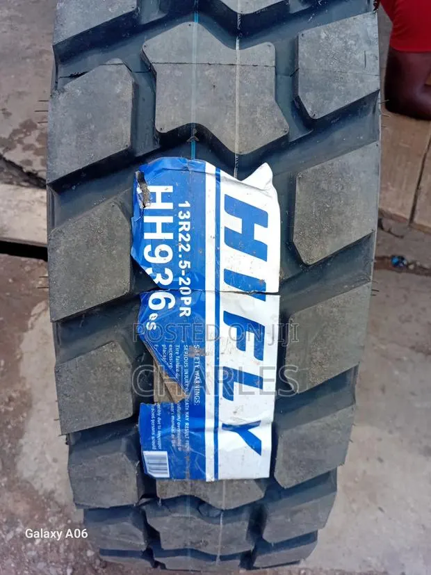 13R22.5 Hifly Tyres · Photo 1