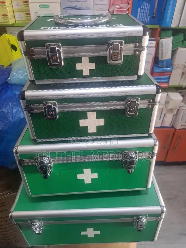 First Aid Box(Unpacked/Metal) · Photo 1