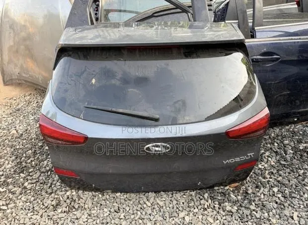 Hyundai Tucson 2019-2021 Complete Boot Available · Photo 1
