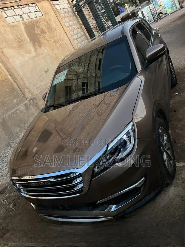 Jetour X70 1.5 7-Seater FWD 2019 Gray · Photo 1