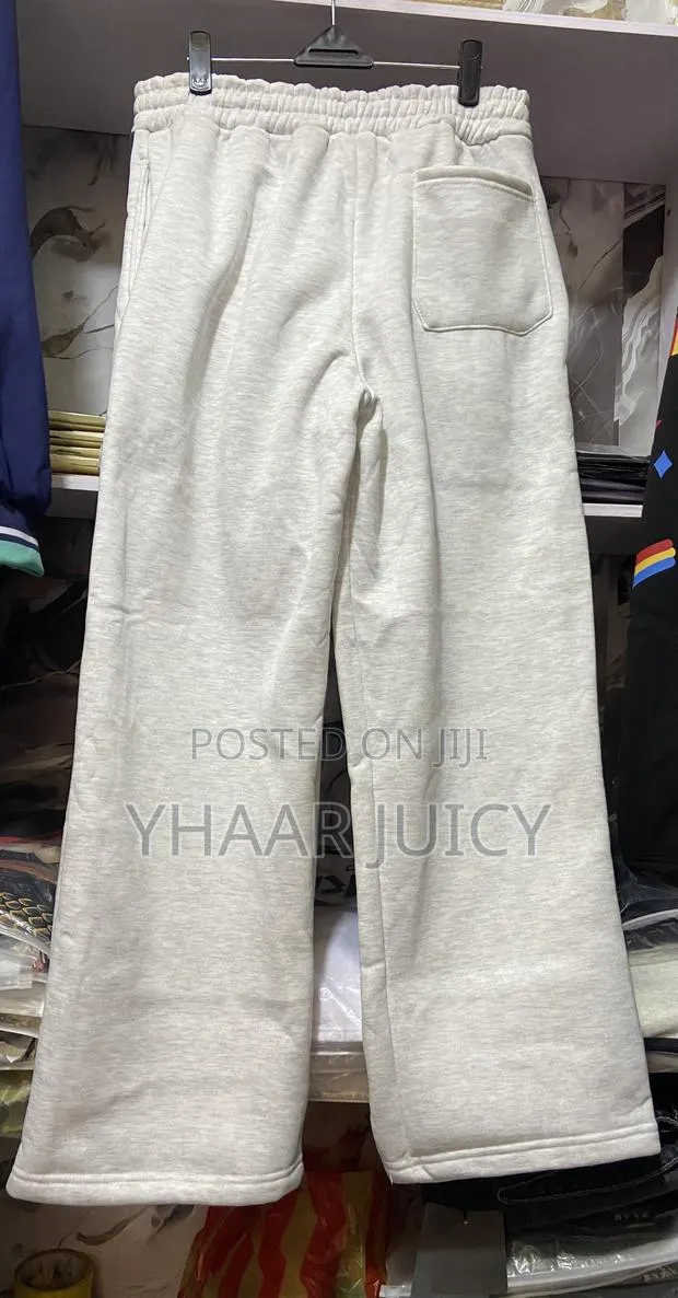 Balenciaga Light Ash Jogger · Photo 1