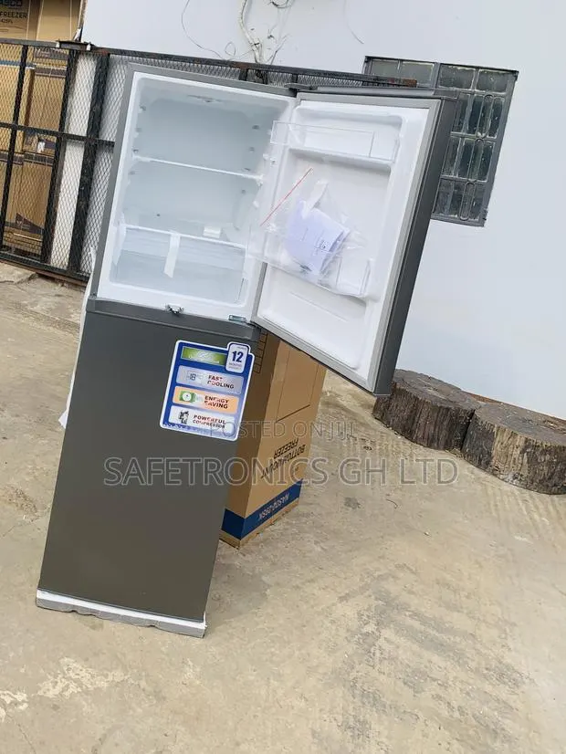 Grab Sleek Nasco NASD2-29SK 251L Double Door Bottom Freezer · Photo 1