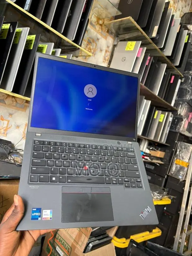 Laptop Lenovo ThinkPad T14 G4 16GB Intel Core i7 SSD 512GB · Photo 1