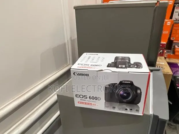 Canon Eos 600d Entry-to-Mid Level DSLR Camera · Photo 1
