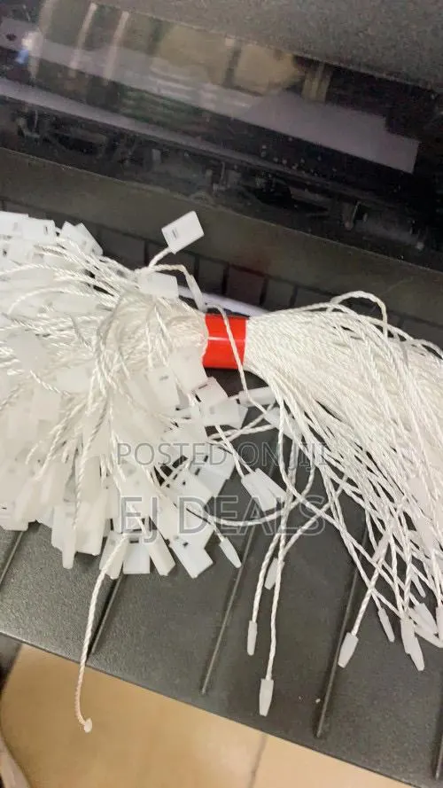 Hanging Tags Strings With Locks 17cm 1,000pcs · Photo 1