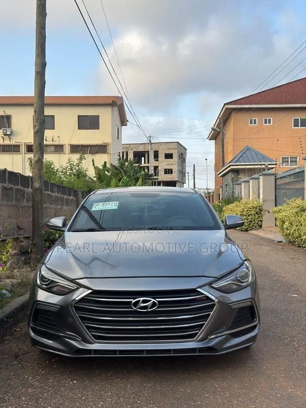 Hyundai Elantra Sport 2018 Gray · Photo 1