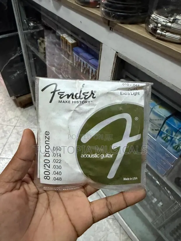 Fender 70xl 80/20 Bronze Extra Light Acoustic Guitar Strings. · Photo 1