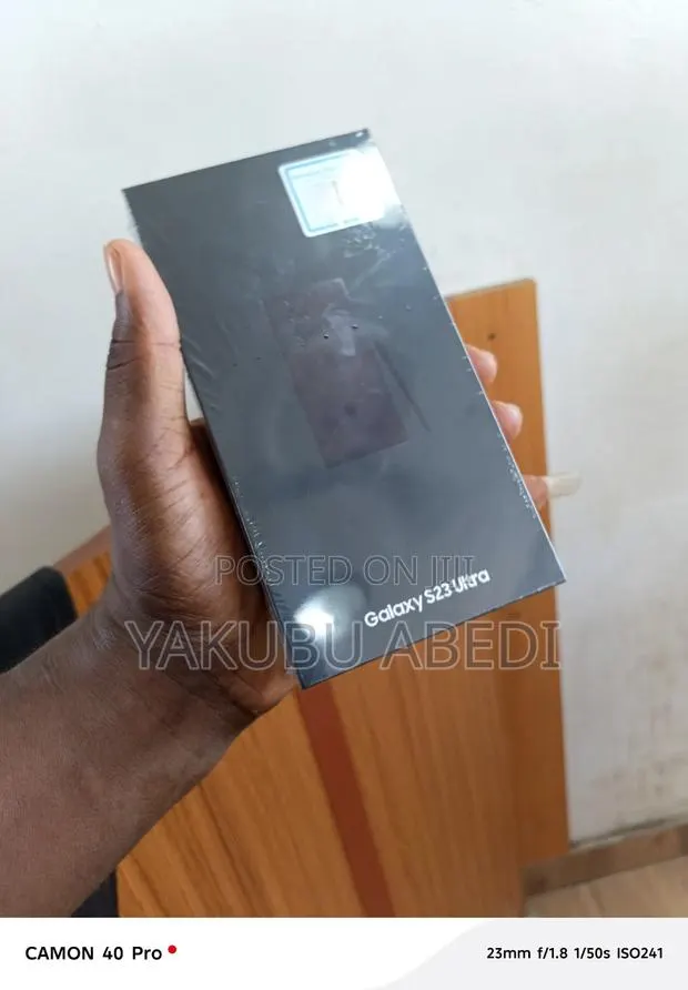 New Samsung Galaxy S23 Ultra 512 GB Black · Photo 1