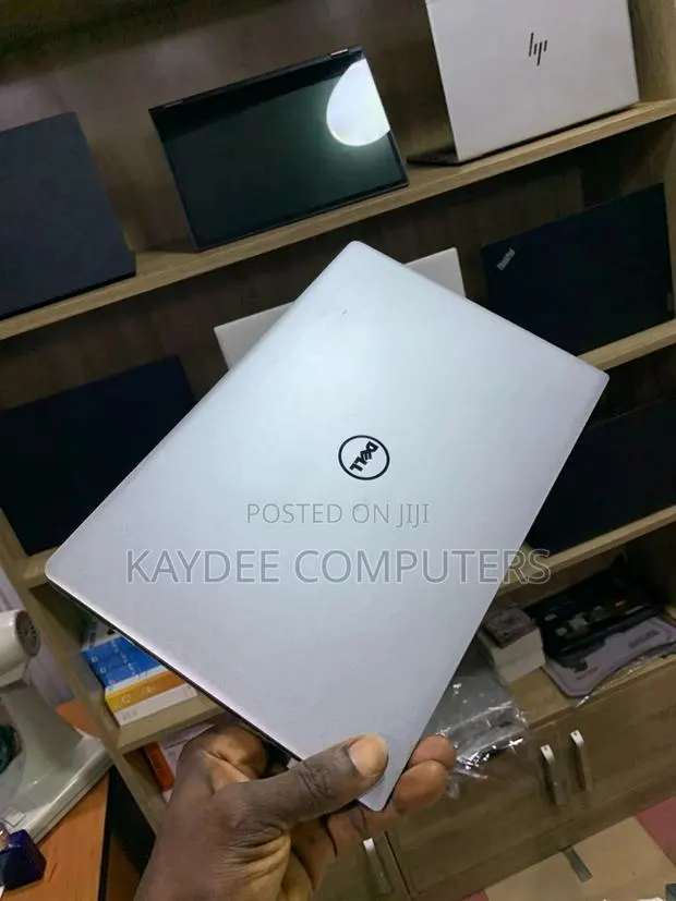 Laptop Dell XPS 13 8GB Intel Core i5 SSD 256GB · Photo 2