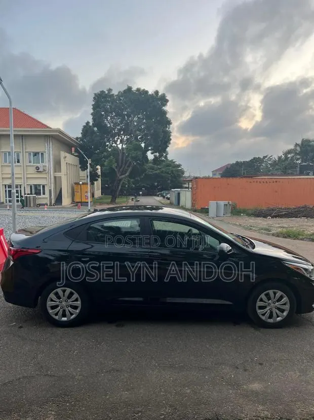 Hyundai Accent 2022 Black · Photo 1