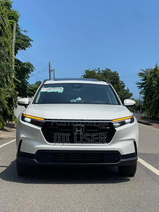 Honda CR-V 2023 White · Photo 1