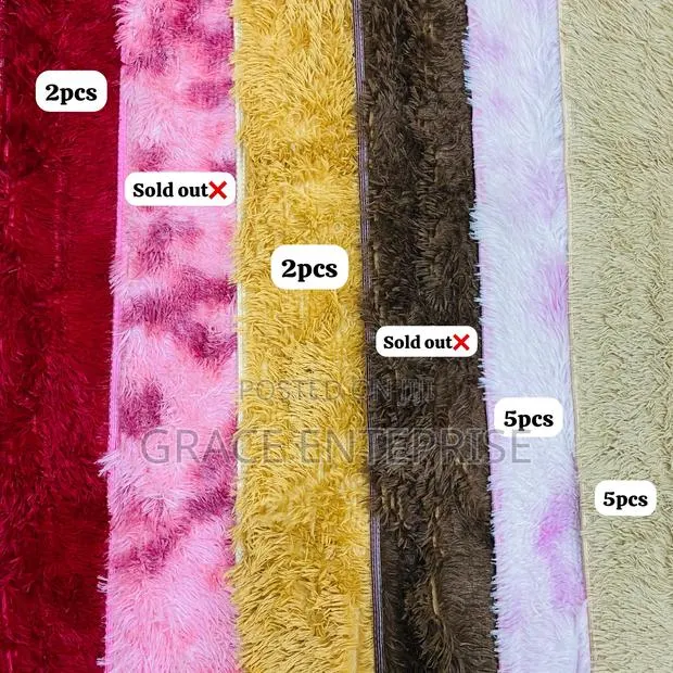 Neat and Affordable Fluffy Carpet in Different Colors · Photo 1
