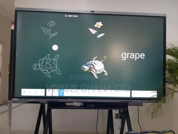 Smart Interactive Touchscreen · Photo 1