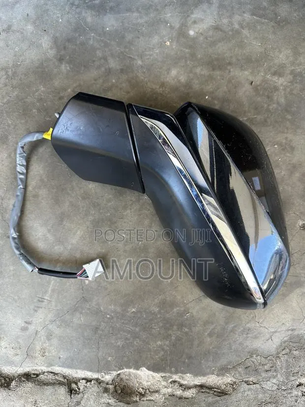 Lexus NX-350 2023 Driving Mirror · Photo 1