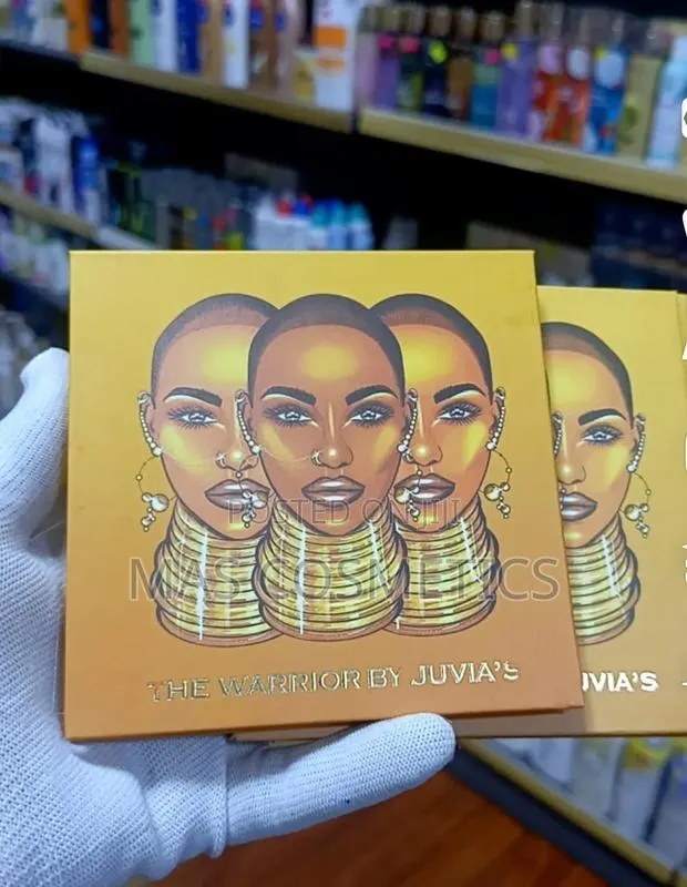 The Warrior Eyeshadow Juvias Palette · Photo 1