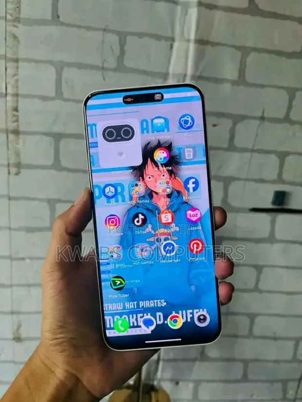 Tecno Spark Slim 256 GB White · Photo 1