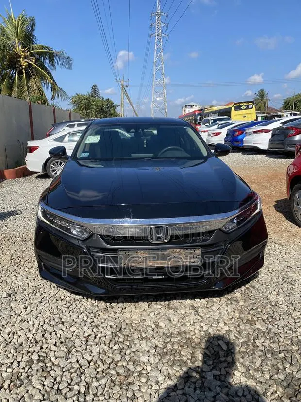 Honda Accord LX 2018 Black · Photo 1