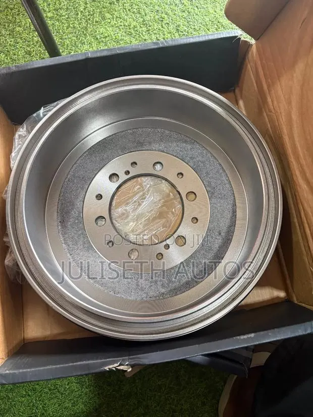 Vigo, Hilux Wheel Drum (15-20) · Photo 1