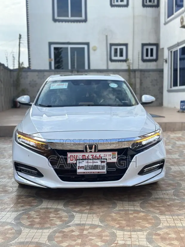 Honda Accord Touring 2.0T 2020 White