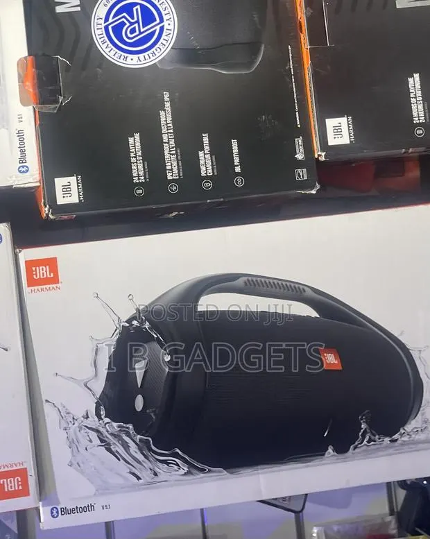 JBL Harman Boombox2 · Photo 1