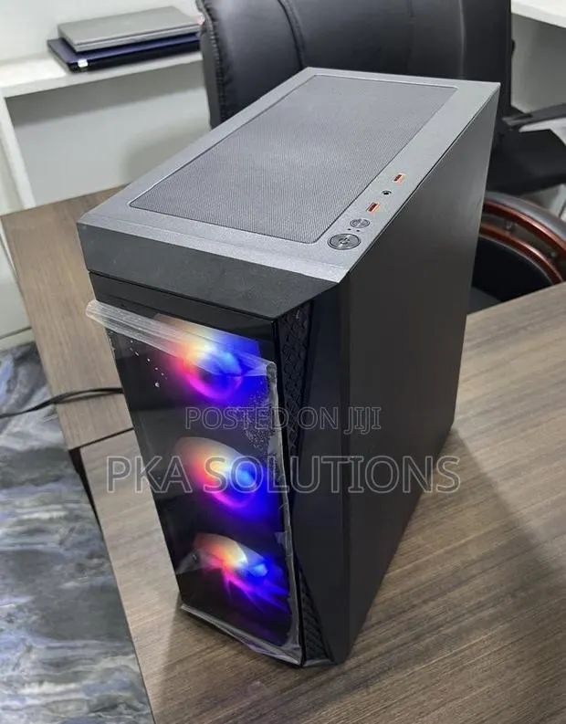 New MSI Gaming 24 6QE 32GB Intel Core I7 HDD+SSD 512GB · Photo 1