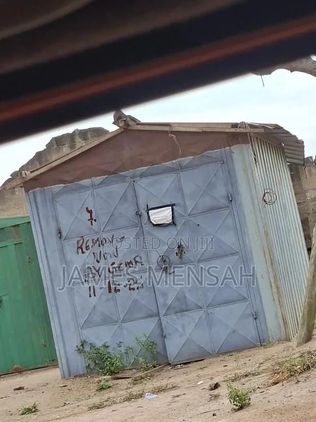Container for Sale · Photo 1