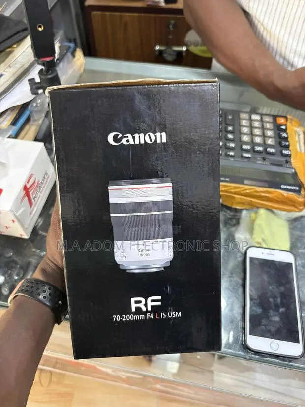 Canon Rf70-200mm F2.8 L Is Usm Lens, Mirrorless Telephoto Zoom Lens · Photo 1
