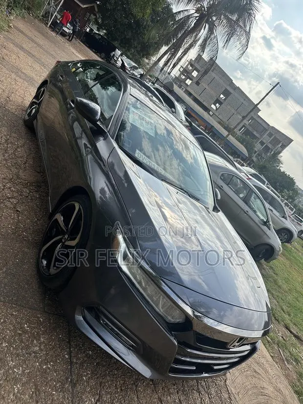 Honda Accord Sport 2018 Gray · Photo 1