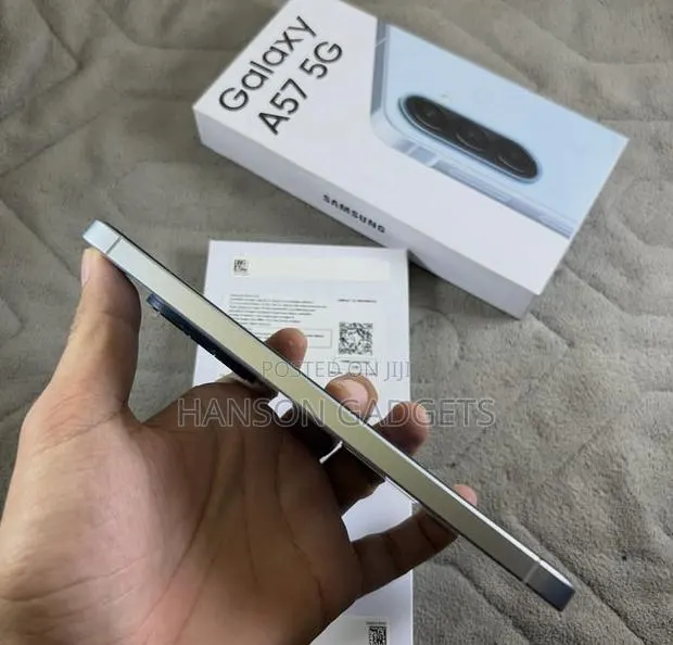 New Samsung Galaxy A57 256 GB Blue · Photo 1