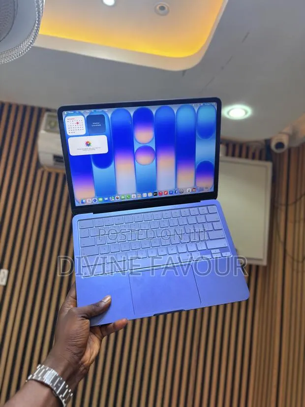 New Laptop Apple MacBook Neo 2026 8GB SSD 512GB · Photo 1