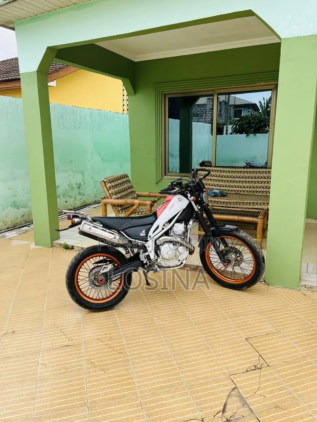 Yamaha 2021 Orange · Photo 1