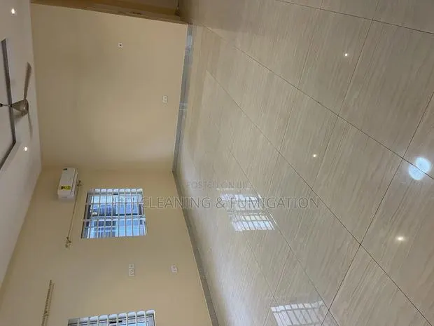 Apartment Cleaning Services · Photo 1