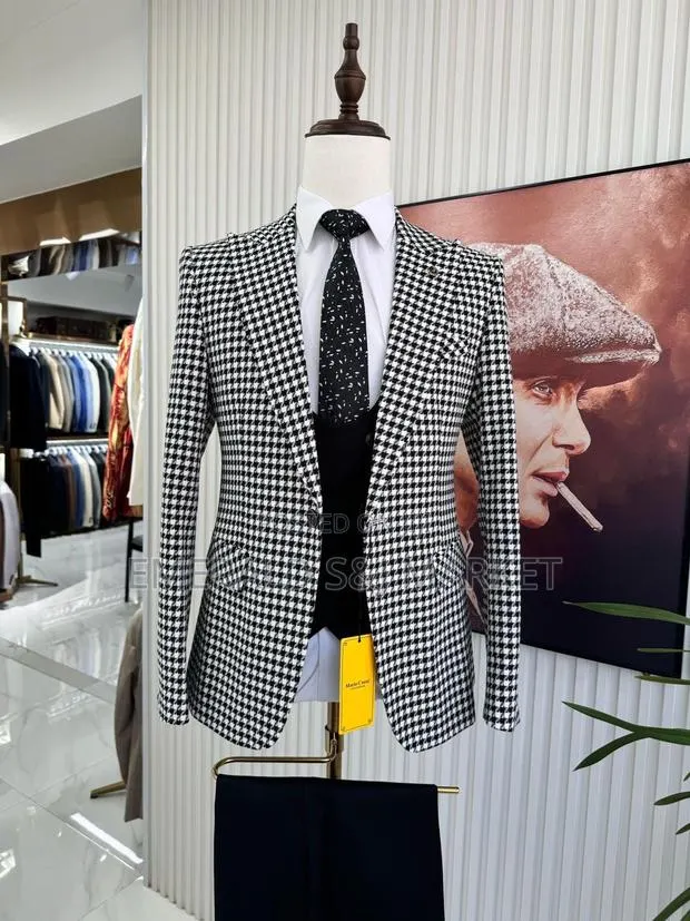 Men’S Ceremonial Suit · Photo 1