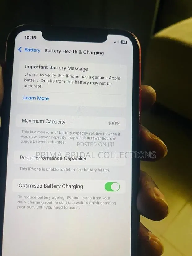 Apple iPhone XR 64 GB Red · Photo 1