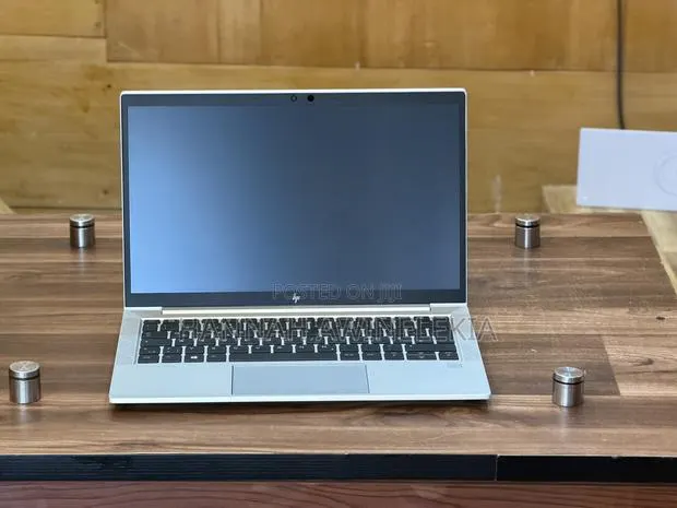 Laptop HP EliteBook 835 G7 8GB AMD Ryzen 5 SSD 256GB · Photo 1