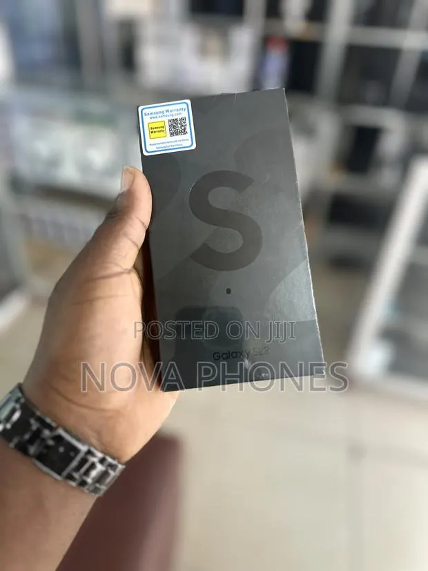 New Samsung Galaxy S22 5G 256 GB · Photo 1