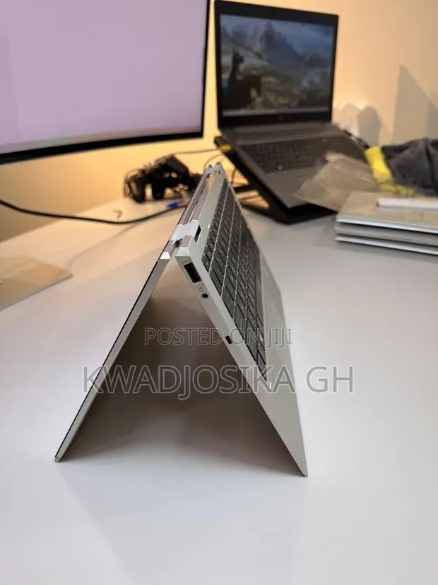 Laptop HP EliteBook x360 1030 G7 16GB Intel Core i7 SSD 256GB · Photo 1