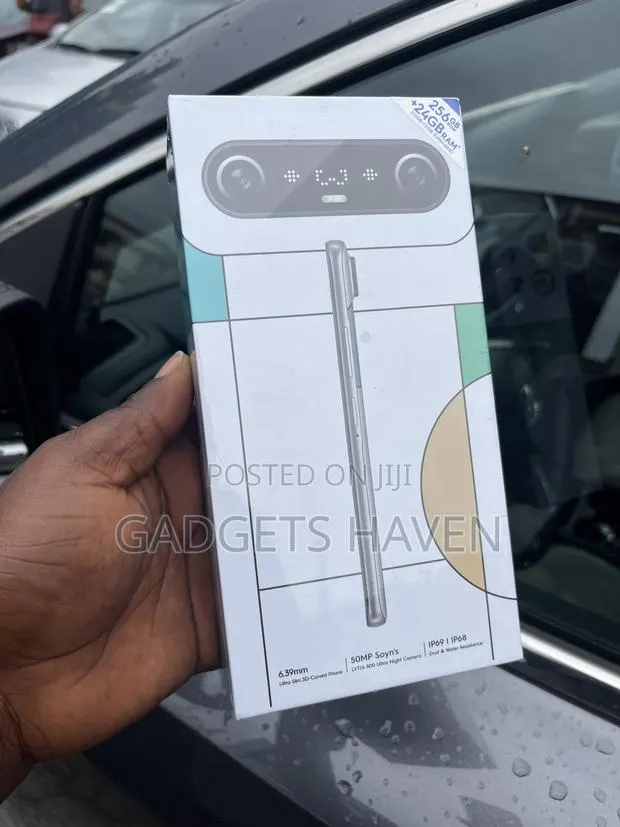 New Tecno Camon Slim 256 GB White · Photo 1