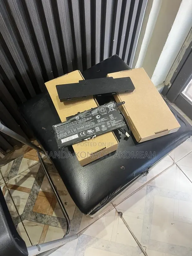Laptop Batteries · Photo 1