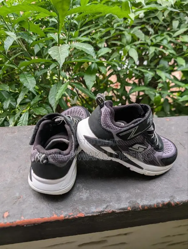 Skechers Shoes for Kids 24 · Photo 1