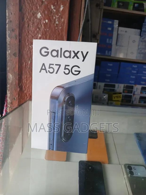 New Samsung Galaxy A57 256 GB Blue · Photo 1