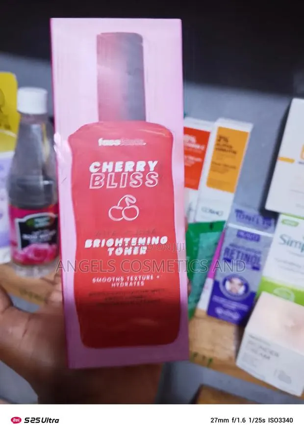 Face Facts Cherry Bliss Aha+Bha Toner · Photo 1