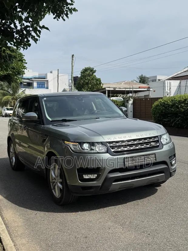 Land Rover Range Rover Sport SE 4x4 (3.0L 6cyl 8A) 2017 Gray · Photo 1