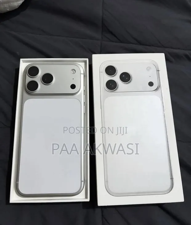 New Apple iPhone 17 Pro Max 256 GB Silver · Photo 1